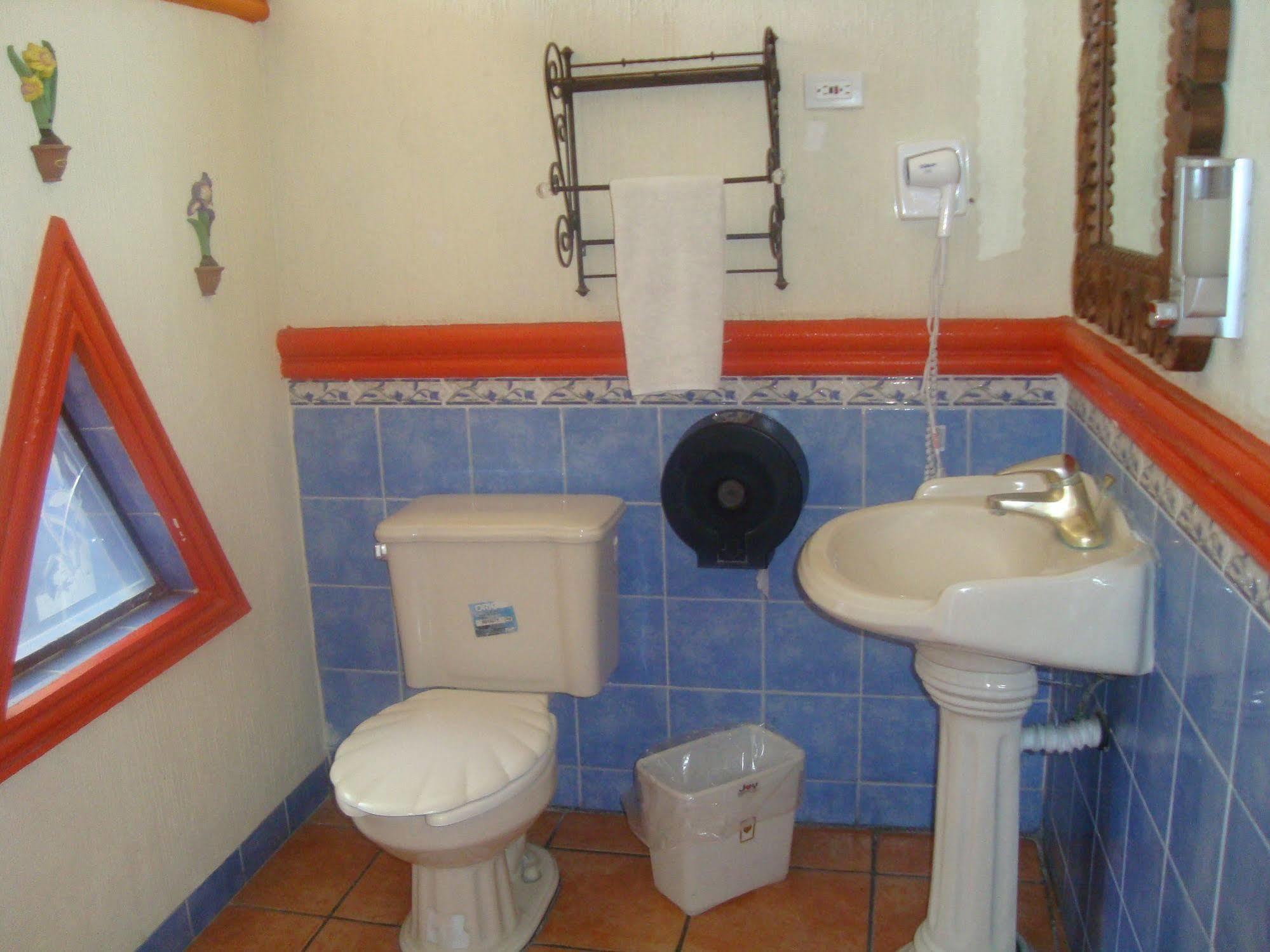 Hotel Villa Manzanares Ακουασκαλιέντες Εξωτερικό φωτογραφία