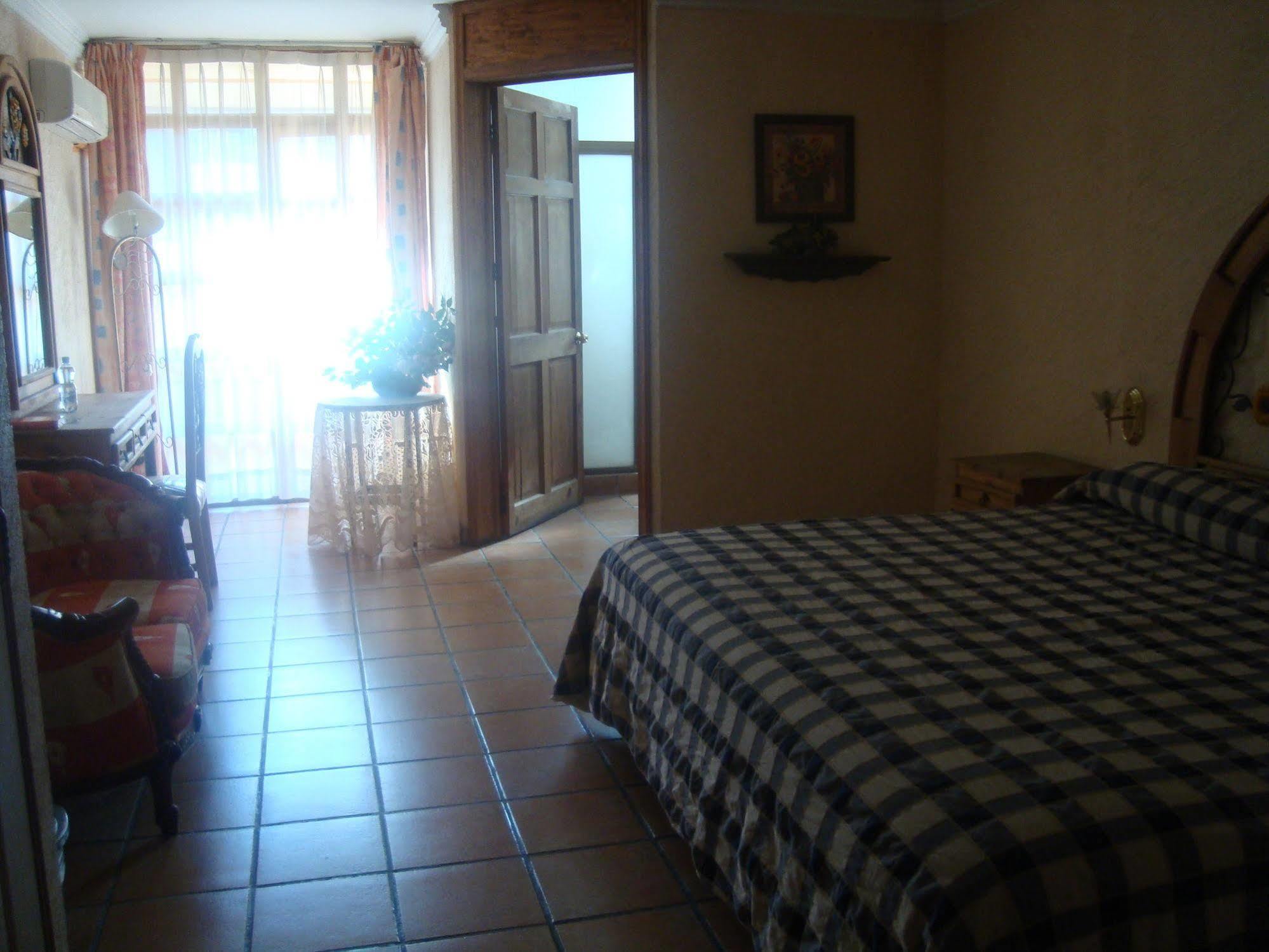 Hotel Villa Manzanares Ακουασκαλιέντες Εξωτερικό φωτογραφία